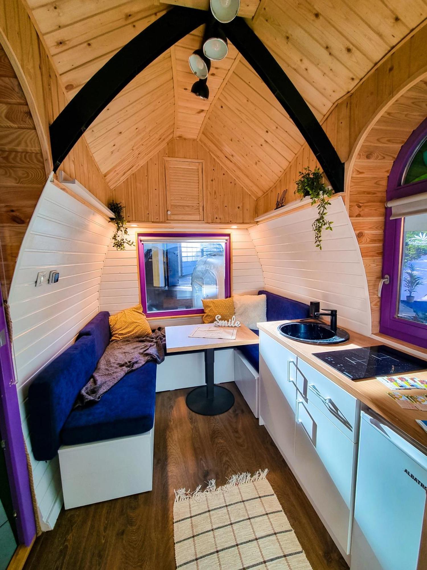 Downtown Tiny Houses Near Cismigiu Gardens Bucareste Exterior foto